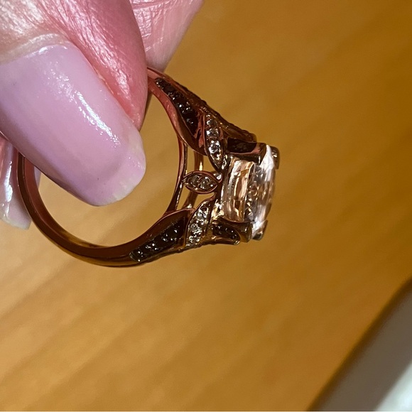 14 kt Rose Gold Morganite Diamond Ring - Picture 8 of 14